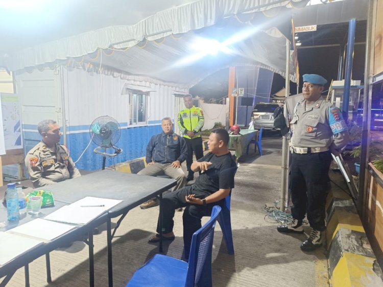 PENGECEKAN POS PENGAMANAN TERPADU L. SAY MAUMERE OLEH WAKAPOLRES SIKKA DAN DIDAMPINGI PIKET PAWAS BESERTA PIKET PROVOST POLRES SIKKA