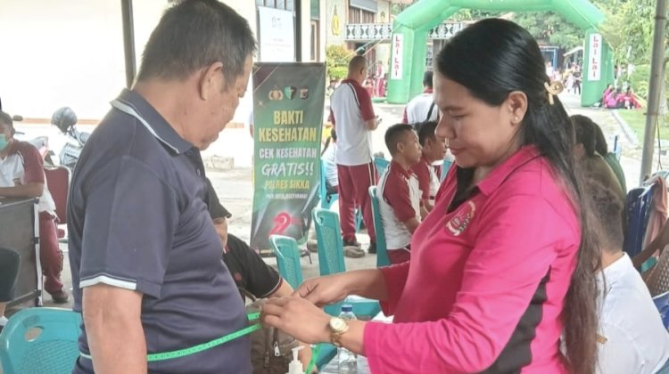 Polres Sikka Gelar Bakti Kesehatan Gratis di HUT Bhayangkara ke-79: Polri Hadir untuk Masyarakat