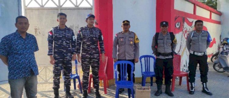 POLRI UNTUK MASYARAKAT : PENGAMANAN KEGIATAN TURNAMEN SEPAK BOLA PIALA BUPATI SIKKA TAHUN 2025