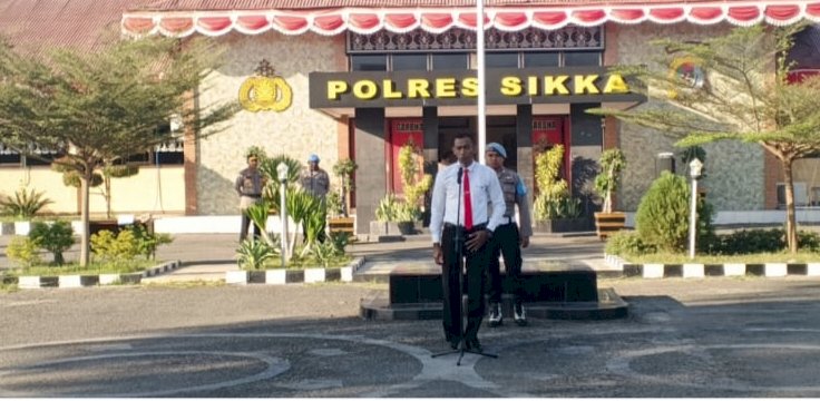 Polres Sikka Gelar Apel Pagi dan Lanjutkan dengan Upacara PTDH Personel