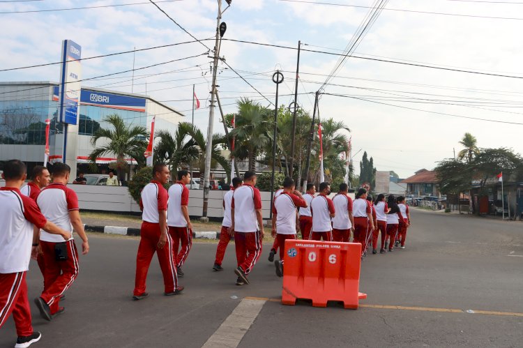 Semangat Kebersamaan Warnai Kegiatan Olahraga Bersama di Polres Sikka