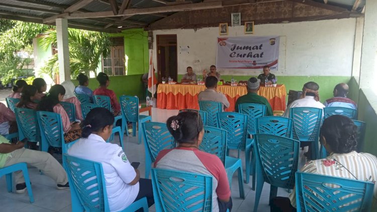 Dekatkan Diri dengan Masyarakat, Polsek Waigete Gelar Jumat Curhat di Desa Waibleler