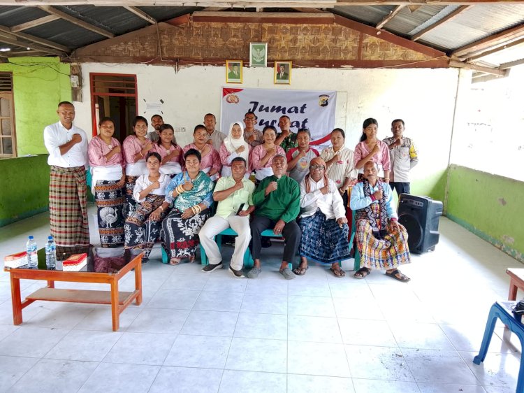 POLSEK WAIGETE POLRES SIKKA POLDA NTT BERSAMA MASYARAKAT LAKSANAKAN CUMAT CURHAT
