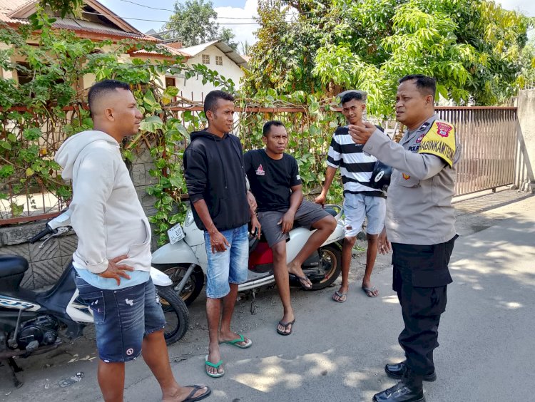 Personil Polsek Alok Polres Sikka Polda NTT Laksanakan Patroli Kamtibmas
