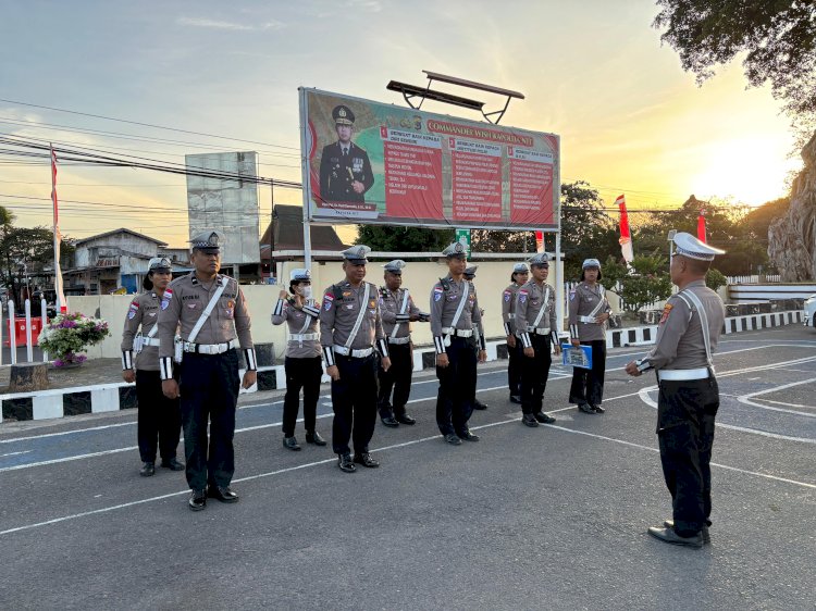 Satlantas Polres Sikka Gelar Apel Pagi dan Strong Point, Pastikan Kelancaran Lalu Lintas di Jam Sibuk