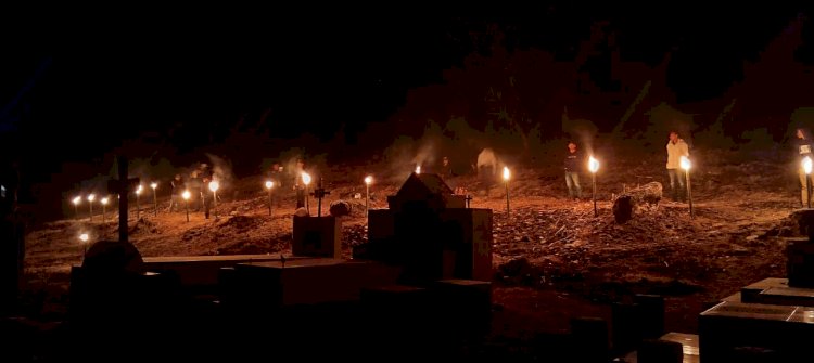 APEL KEHORMATAN DAN MALAM RENUNGAN SUCI DI TAMAN MAKAN PAHLAWAN ILEGETANG MAUMERE
