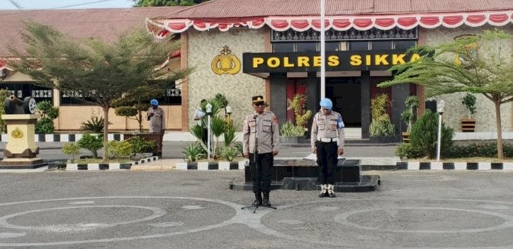 Apel Pagi Polres Sikka: Wujudkan Disiplin, Siap Amankan Rangkaian HUT RI ke-80