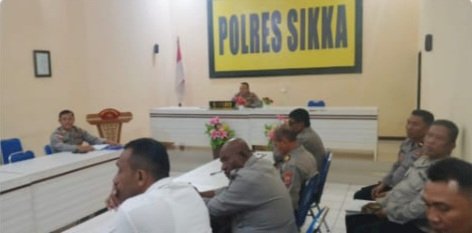 RAPAT ANEV MINGGUAN TINGKAT POLRES SIKKA POLDA NTT