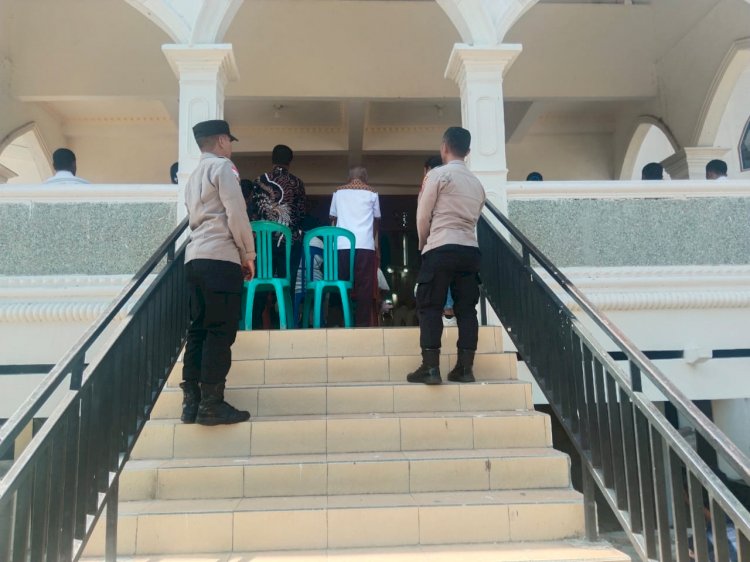 Polres Sikka Polda NTT Rutin Gelar Kegiatan Minggu Kasih di Seluruh Gereja Wilayah Kabupaten Sikka
