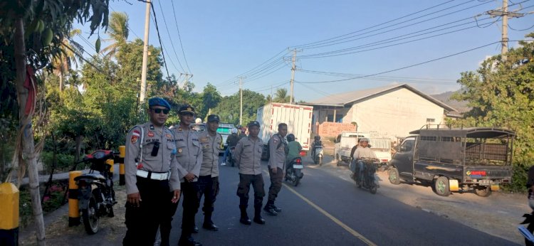 Polsek Kewapante Amankan Kirab Salib Nusra Youth Day di Kabupaten Sikka