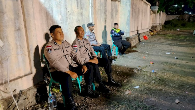 Polres Sikka Polda NTT Jaga Kondusivitas Turnamen Voli Bupati Cup I, Dua Laga Panas Berakhir Aman