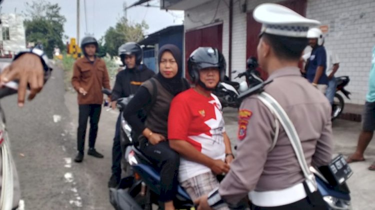 Gelar Razia Gabungan, Sat Lantas Polres Sikka Polda NTT Tegakkan Disiplin dan Cegah Laka Lantas
