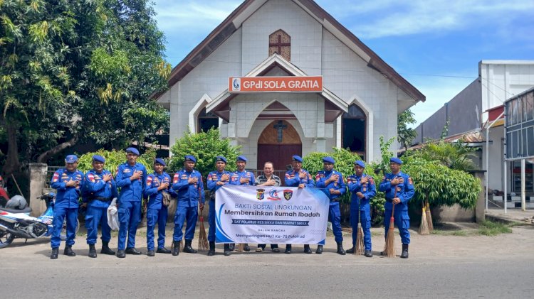Dari Pura hingga Masjid, Satpolairud Sikka Polda NTT Rayakan HUT Polairud dengan Aksi Nyata