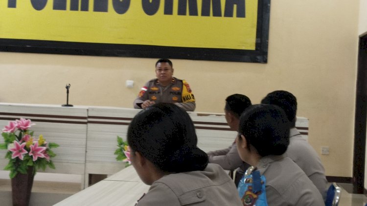 Data Quick Wins Belum Lengkap, Wakapolres Sikka Ingatkan Operator: “Kerja Harus Cepat dan Tepat!”