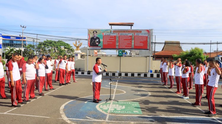 Polres Sikka Polda NTT Gelar Apel Pagi dan Olahraga Bersama: Tingkatkan Disiplin, Kebugaran, dan Soliditas Personel