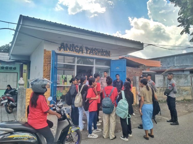 Polres Sikka Polda NTT Sasar Pelajar, Edukasi Bahaya Miras dan Tertib Lalu Lintas