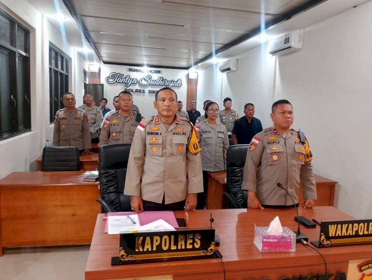 Dari Ruang Vicon, Polres Sikka Polda NTT Serap Arah Strategis Kapolri Tutup Tahun 2025