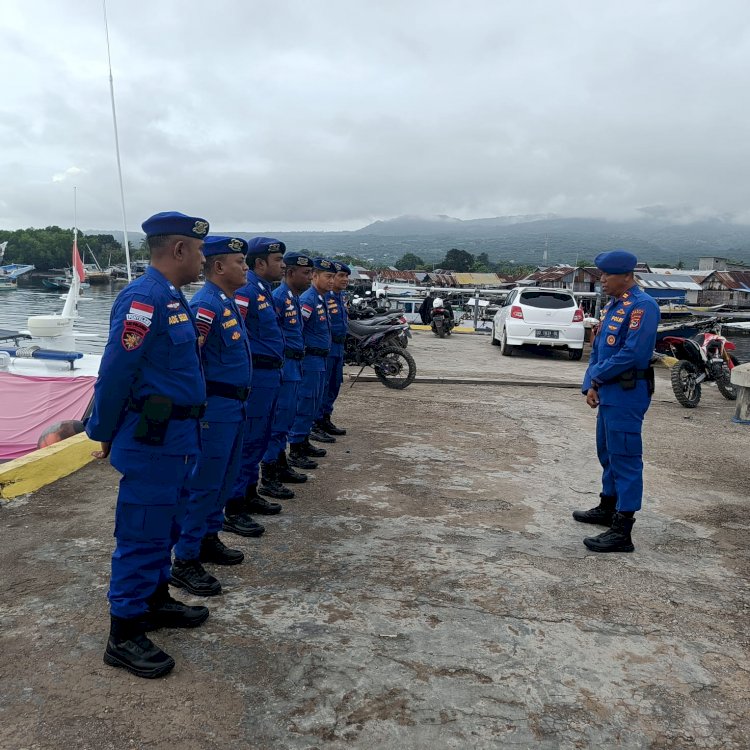 Perkuat Disiplin dan Kesiapsiagaan, Sat Polairud Polres Sikka Polda NTT Jaga Stabilitas Keamanan Laut