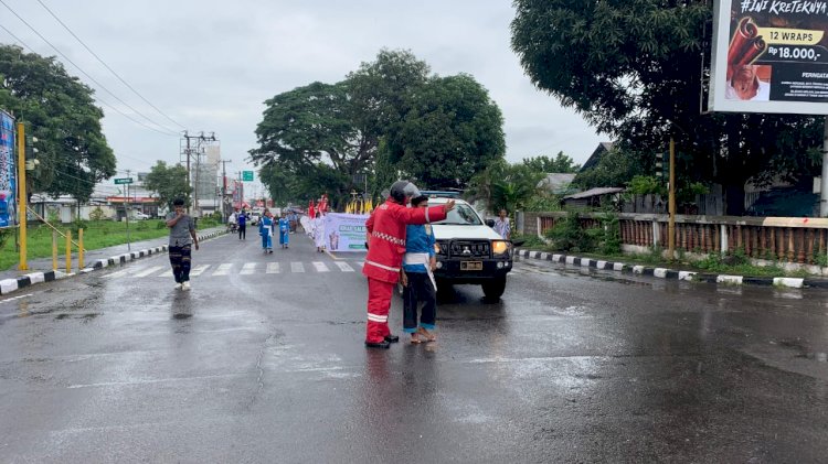 Kirab Salib Suci NYD Warnai Senja Maumere, Keamanan Terjaga Hingga Akhir Kegiatan