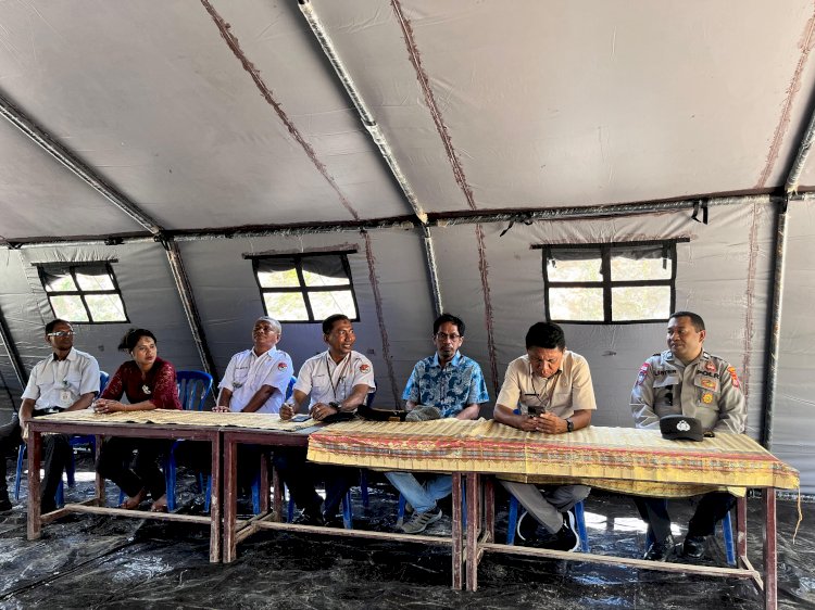 Sinergi Polri dan Pemerintah, Sekolah Terdampak Angin Kencang di Tana Wawo Sikka Segera Dibangun Kembali