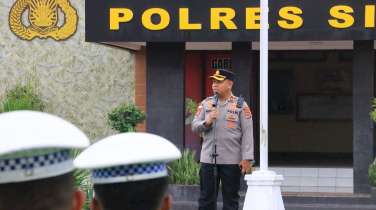 Soliditas Jadi Harga Mati, Wakapolres Sikka Serukan Kekompakan Personel Dalam Apel Jam Pimpinan