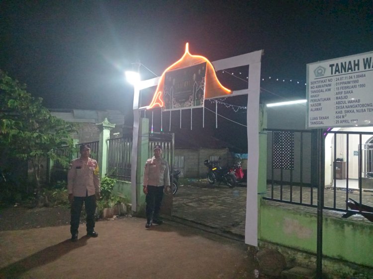 Tarawih 1447 H di Sikka Aman dan Khidmat, Polres Sikka Polda NTT Turunkan Personel di Seluruh Masjid