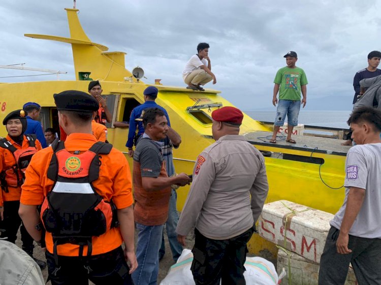 Amankan Gerbang Laut Maumere, Personel Pos PAM L-Say Gelar Patroli