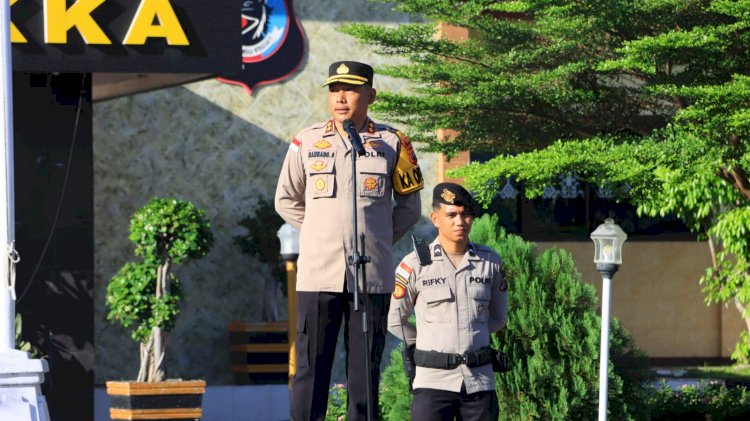 “Satu Barisan, Satu Komando: Kapolres Sikka Tekankan Integritas, Gaktibplin Jadi Bukti Nyata