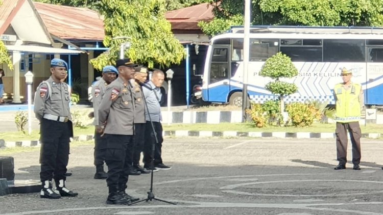 Dijaga Extra Ketat Polres Sikka Turunkan Personel Pengamanan Dalam Sidang Kasus Pembunuhan