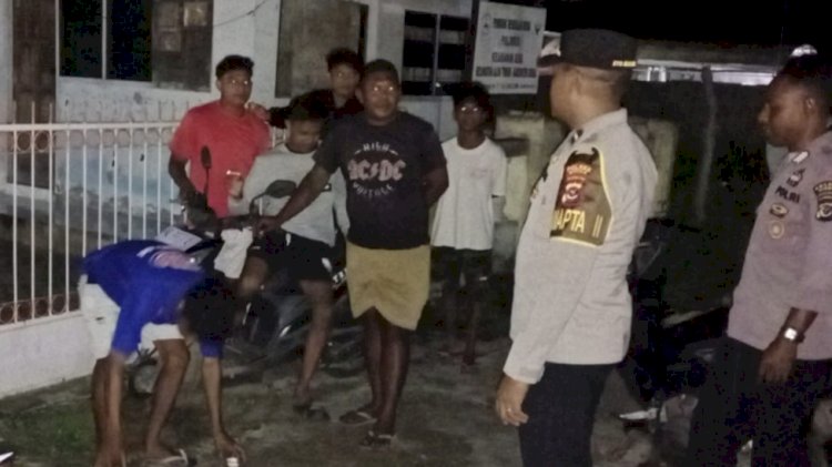 Respon Cepat Aduan Warga dan Cegah Balap Liar, Polres Sikka Sapu Malam Lewat Patroli Presisi Berperisai Cahaya