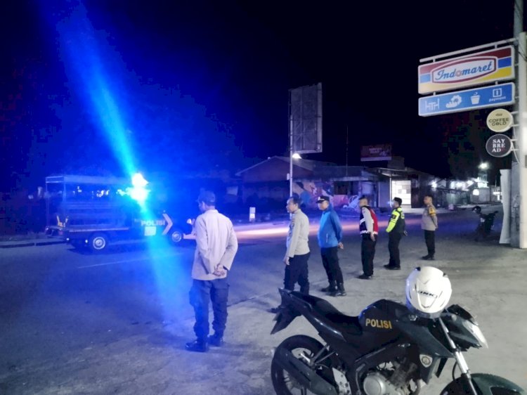 “Patroli Presisi Polres Sikka Sisir Eks Pasar Geliting, Kawasan Rawan Kamtibmas Dipastikan Kondusif”