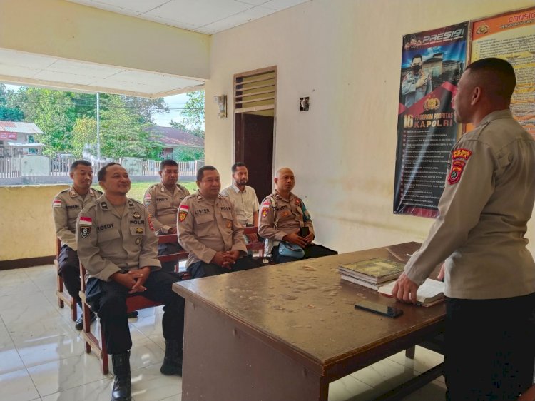 Melalui Pembinaan Rohani, Polres Sikka Perkokoh Integritas dan Profesionalisme Personel di Jajaran Polsek