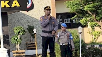 Wakapolres Sikka Beri Pesan Tegas: Profesionalisme, Soliditas, dan Semangat Belajar Jadi Kunci Pengabdian Dalam Apel Pagi Jam Pimpinan