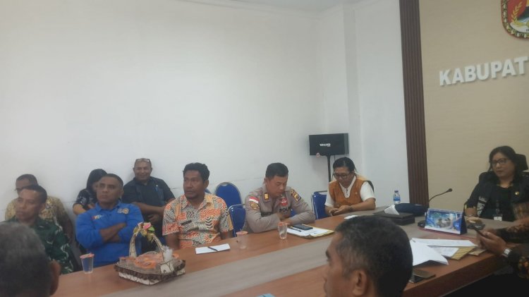 Perkuat Koordinasi Lintas Sektor, Polres Sikka Hadiri Rapat Pleno Panitia HUT Ke-81 Kemerdekaan RI