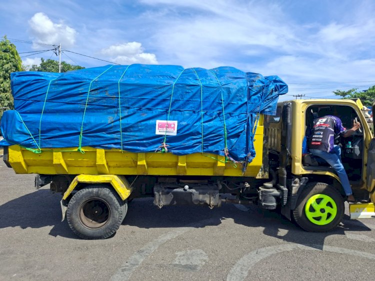 Polres Sikka Kembali Salurkan Bantuan untuk Korban Gempa Maukaro, 400 Paket Sembako Dikirim ke Ende