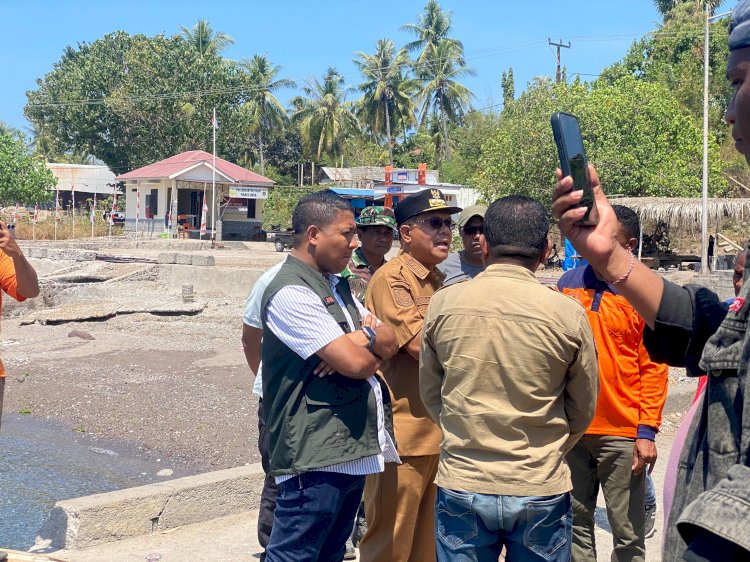Dari Bantuan hingga Tambatan Perahu, Gubernur NTT Tinjau Langsung Kondisi Warga Palue