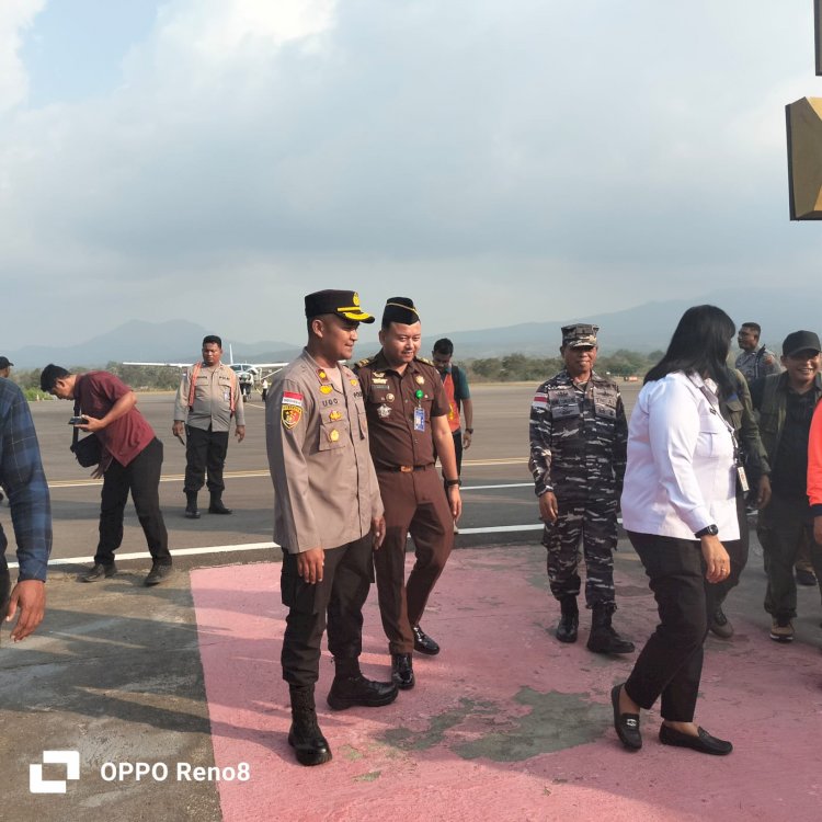 Perkuat Koordinasi Penanggulangan Bencana, Kepala BNPB Suharyanto Tiba di Sikka