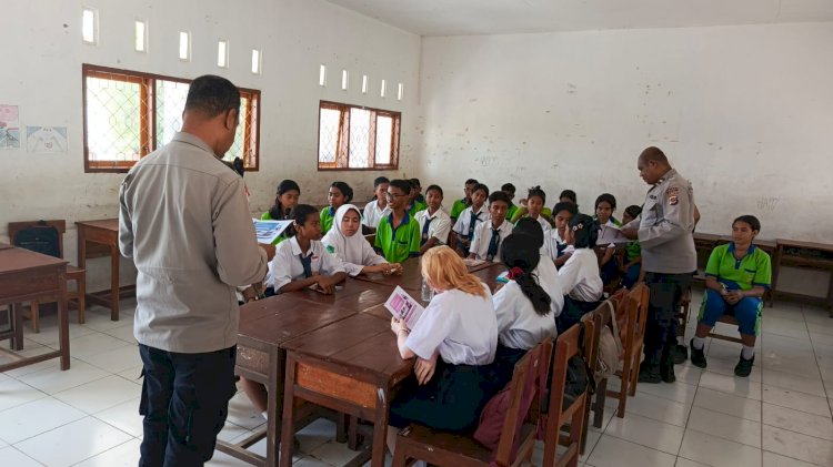 Polres Sikka Buka Akses Pendidikan Berkelas Dunia, SPMB SMA Kamala Taruna Bhayangkara Disosialisasikan