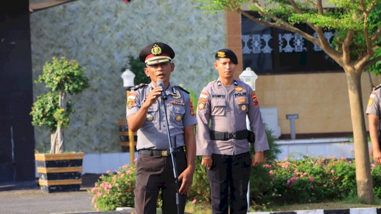 Wakapolres Sikka Amanatkan Penguatan Disiplin, Pengawasan Internal, dan Respons Cepat Antisipasi Gangguan Kamtibmas dalam Anev Mingguan