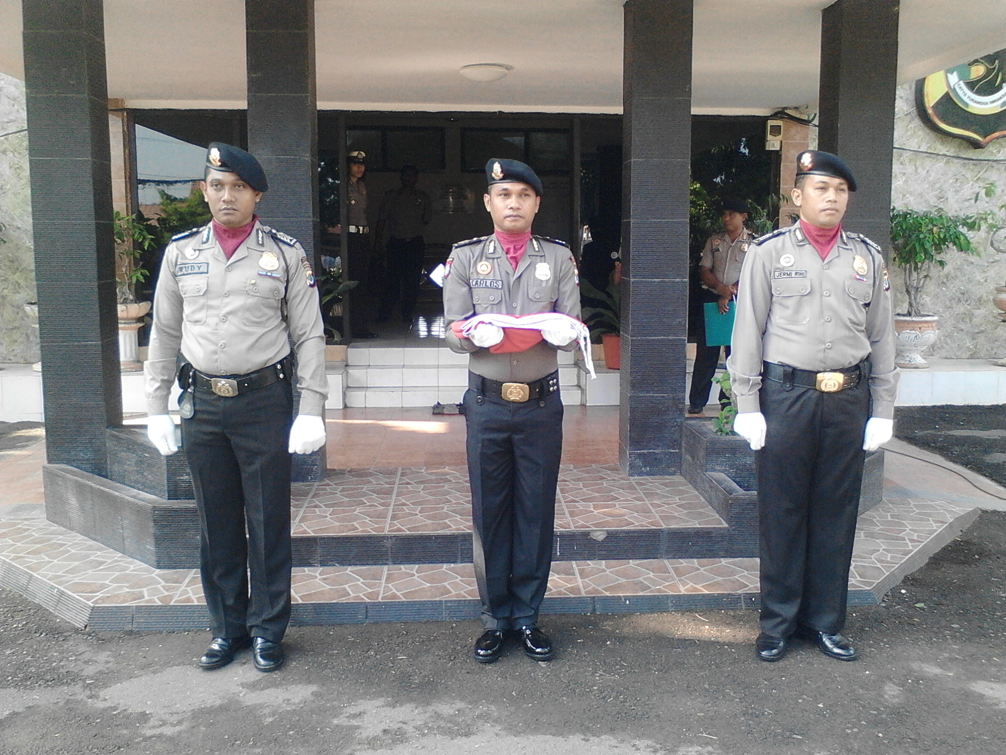 Apel Bulanan Polres Sikka