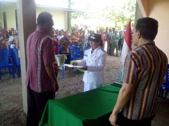 POLSEK WAIGETE AMANKAN SERTIJAB KADES HODER
