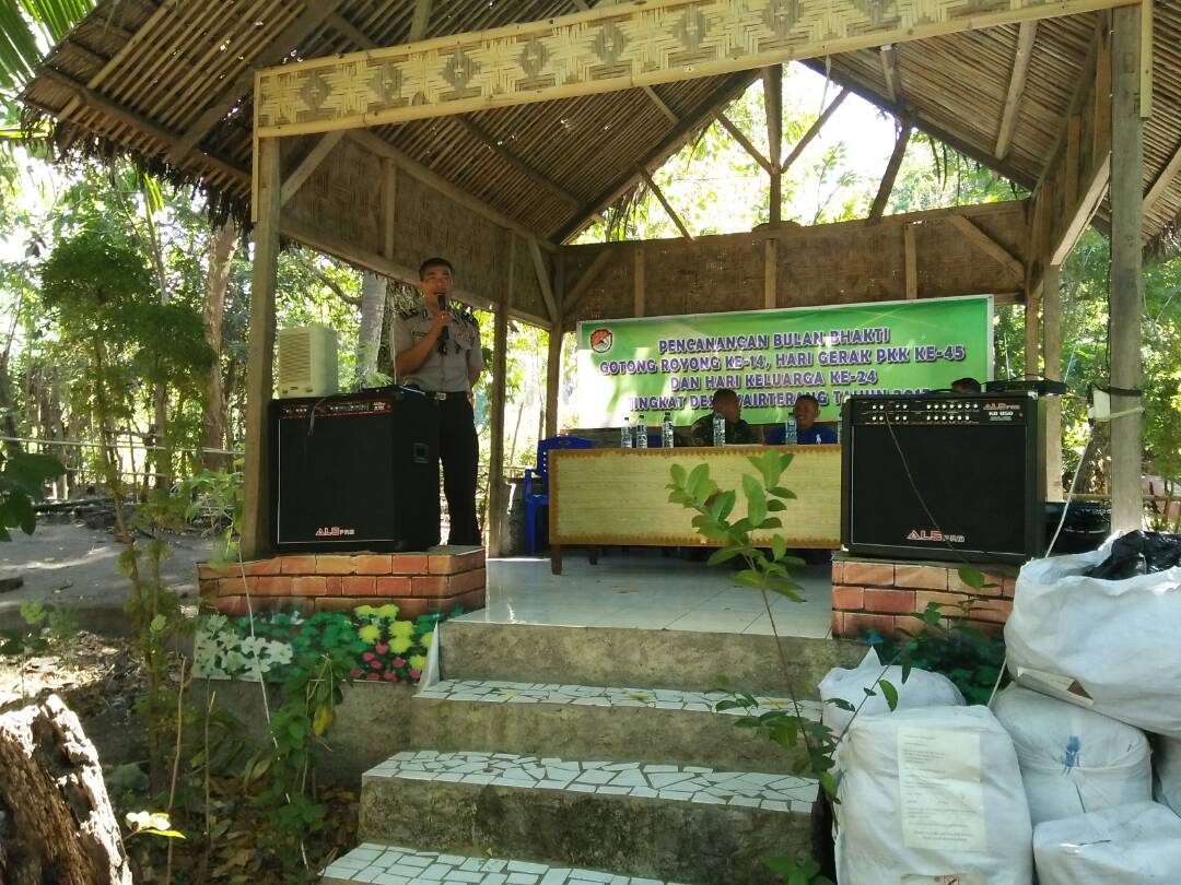 Pembukaan Bulan Bakti Gotong Royong di Sikka NTT, Kasi Humas Polsek Waigete Ajak Warga Jaga Kamtibmas