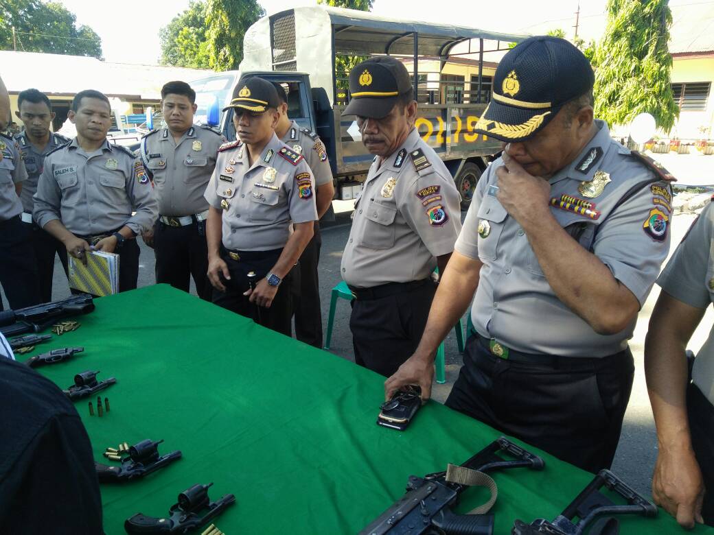 Kapolres Sikka : Jangan Salahgunakan Senjata Api Dinas Selain Untuk Keperluan Dinas