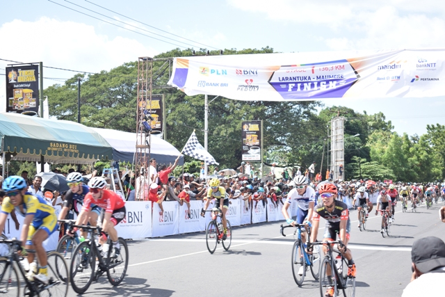 Etape I TDF Berjalan Aman dan Lancar, Para Peserta Tiba di Kota Maumere Dengan Selamat