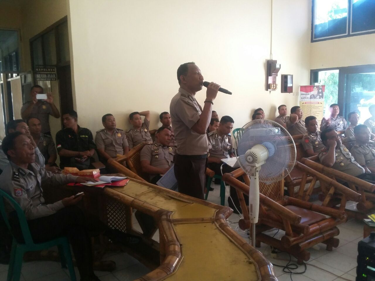 Kabag Perencanaan Polres Sikka Pimpin Rapat Penyerapan Anggaran Triwulan III Tahun 2017