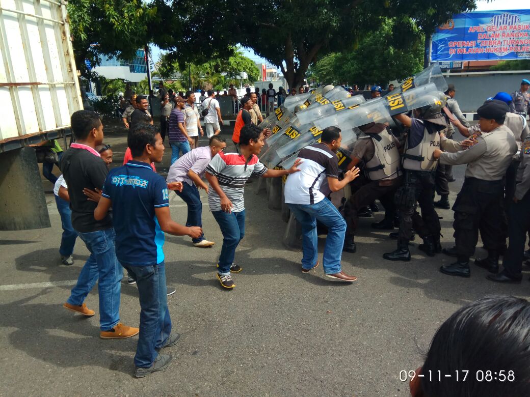 Pilkada Serentak 2018 : Hari Ini, Polres Sikka Gelar Simulasi Sispam Kota