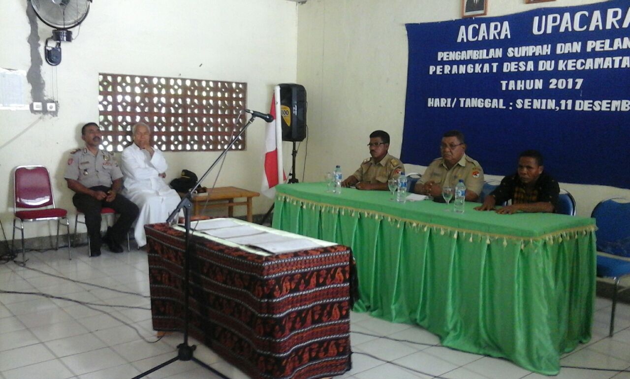 Sinergitas Polri-Pemdes : Kapolsek Lela Hadiri Acara Pelantikan Perangkat Desa Du