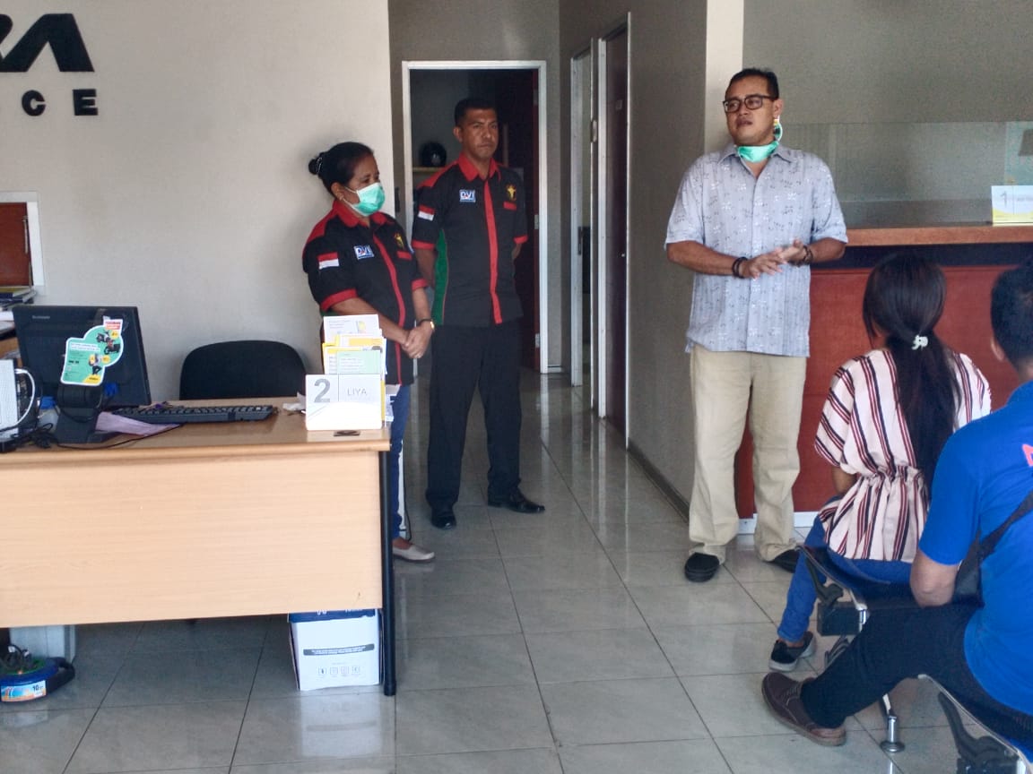 Cegah Corona Urkes Polres Sikka Laksanakan Sosialisasi Di Kantor Adira Finance